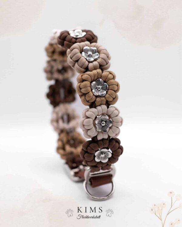 Paracord Halsband Blümchen